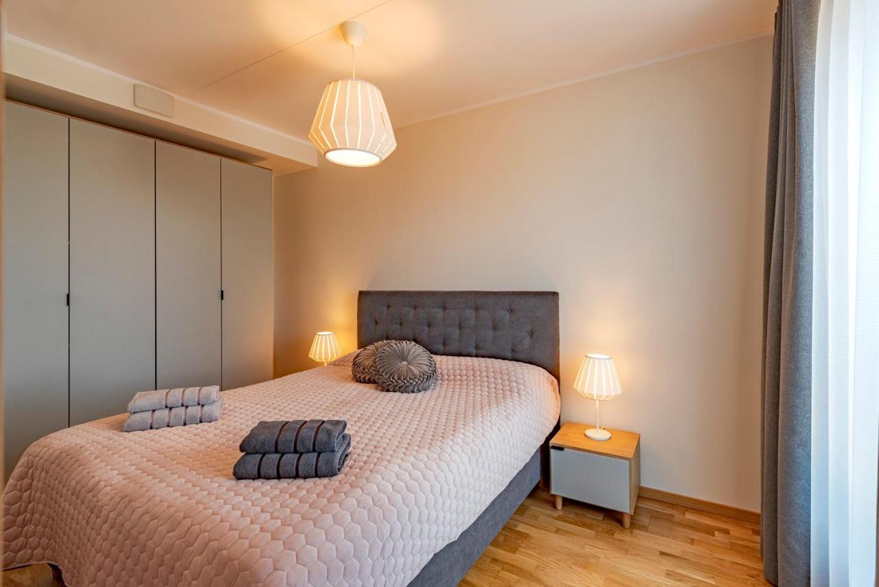 Artisa Riia Str 22A Luxury Apartment Tartu Exterior photo