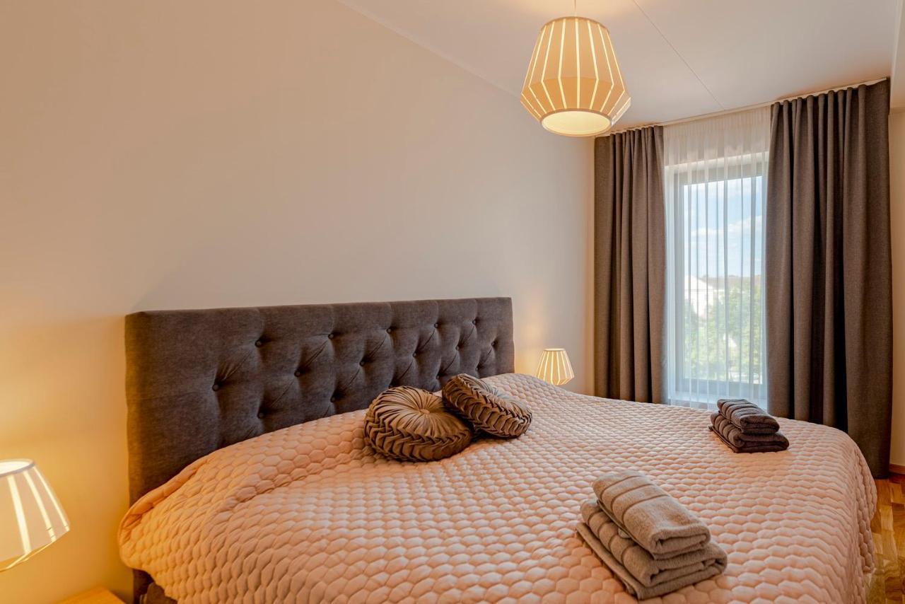 Artisa Riia Str 22A Luxury Apartment Tartu Exterior photo