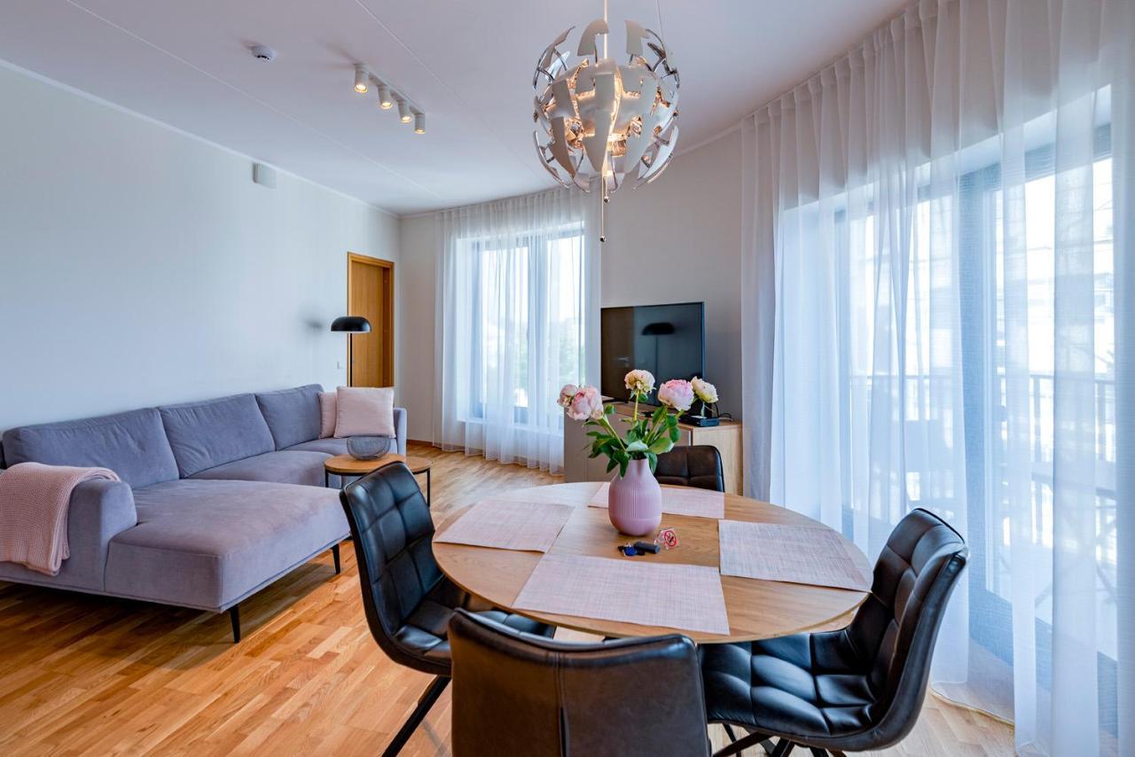Artisa Riia Str 22A Luxury Apartment Tartu Exterior photo